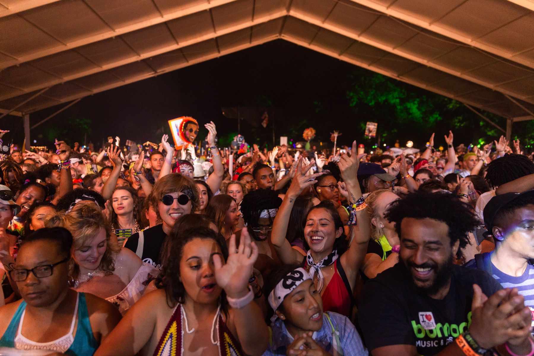 Público em evento — imagem ilustrativa